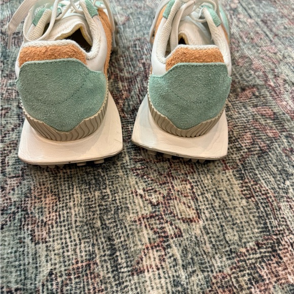 Mint and Tan New Balance XC-72 - Picture 4 of 7